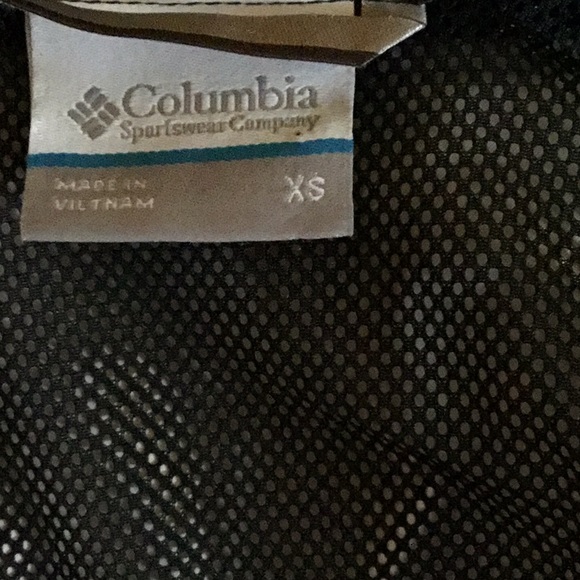 Columbia rain jacket - Picture 4 of 4